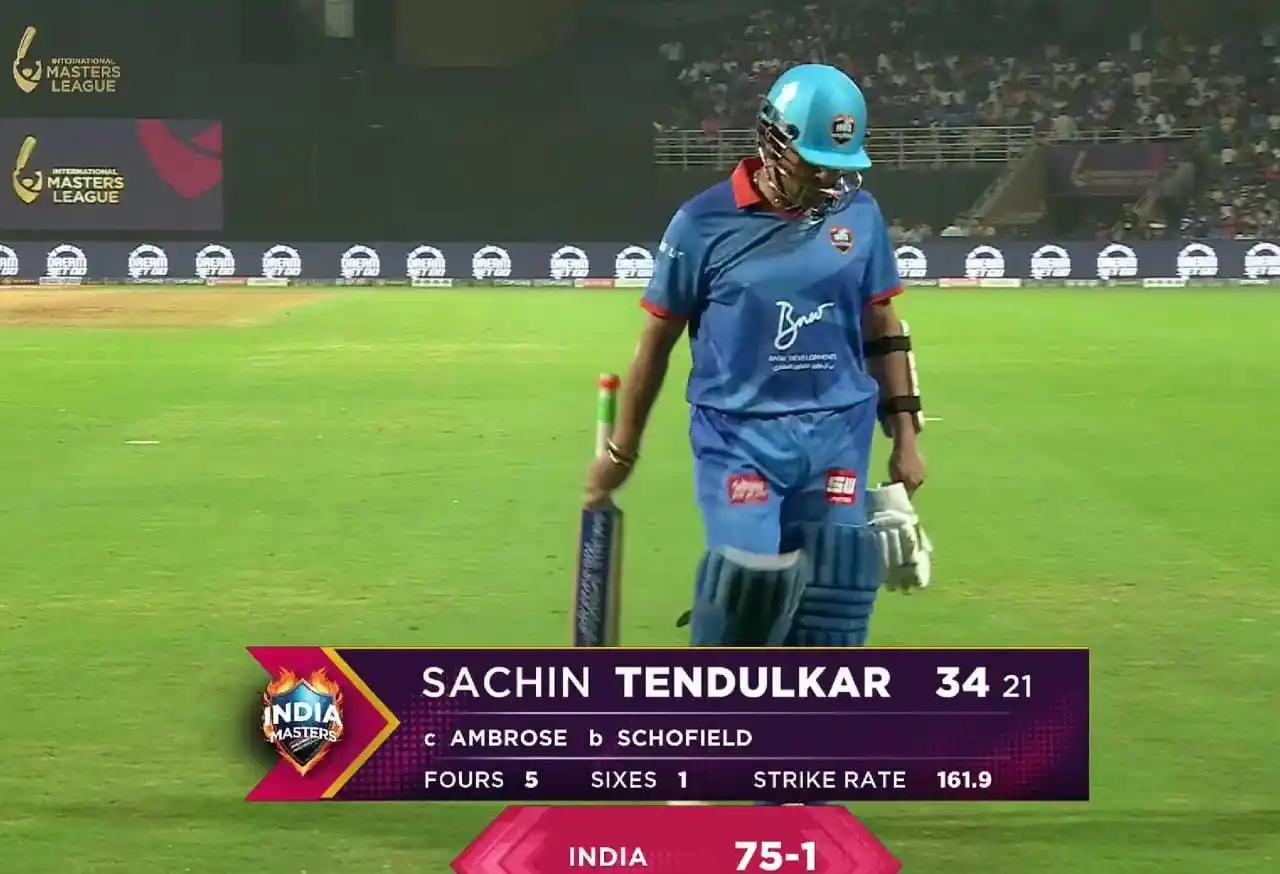 Image from KABIR SINGHANIA: WELL PLAYED, SACHIN TENDULKAR 🐐 - At the age of 51, he is still smas...