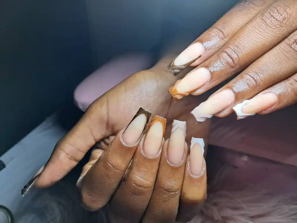 Pretty Nails... post