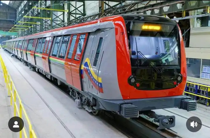 Image from Reporteros Ferroviarios 🚉: *¿Sabías que?* Tal día como hoy pero del año 2015, en Valenciennes, F...