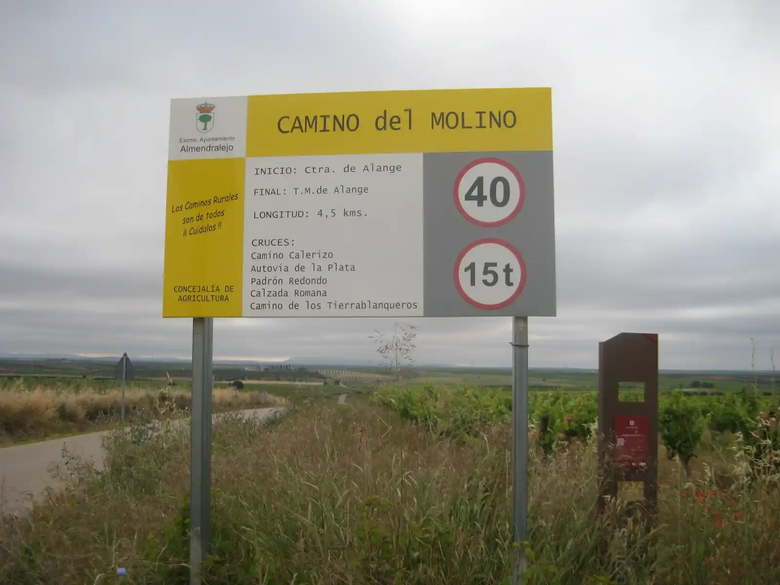 Rutas "Vespineras" de los Pozos rurales⛲🌳🛵🏰🛖🕳️🦆 post