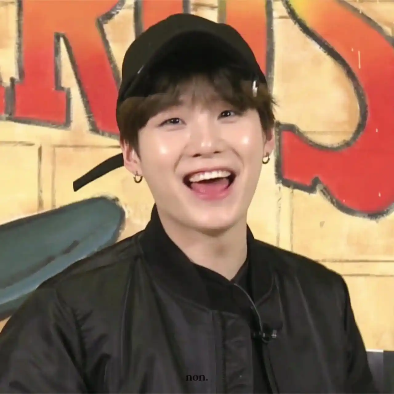 Image from Suga Agustd🍊🪷🖤💜: D-112✨😴 WE LOVE YOU YOONGI HAPPY SUGA DAY <a class="text-blue-500 ho...