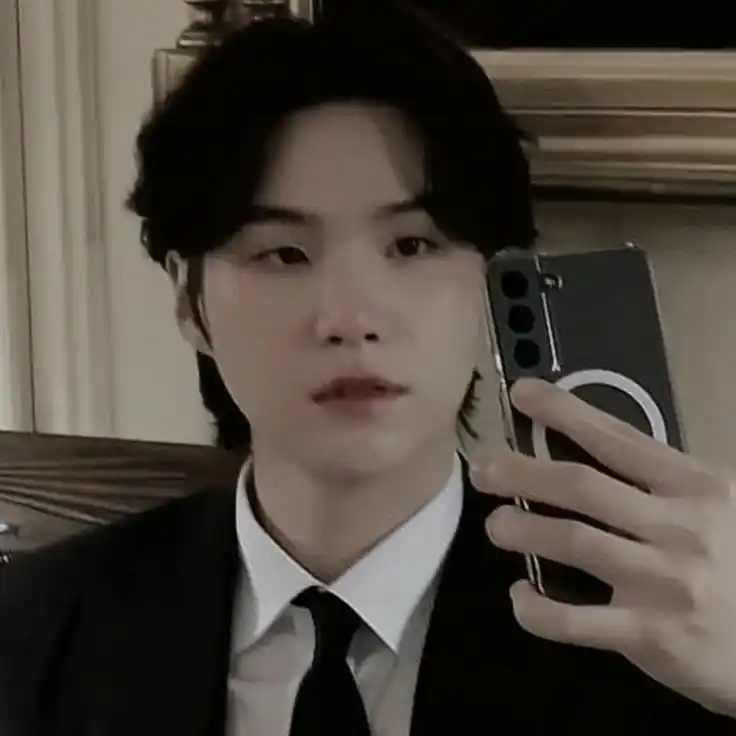 Image from Suga Agustd🍊🪷🖤💜: D-113✨ TE AMAMOS YOONGI FLORES PARA YOONGI TE ESPERAREMOS YOONGI N...