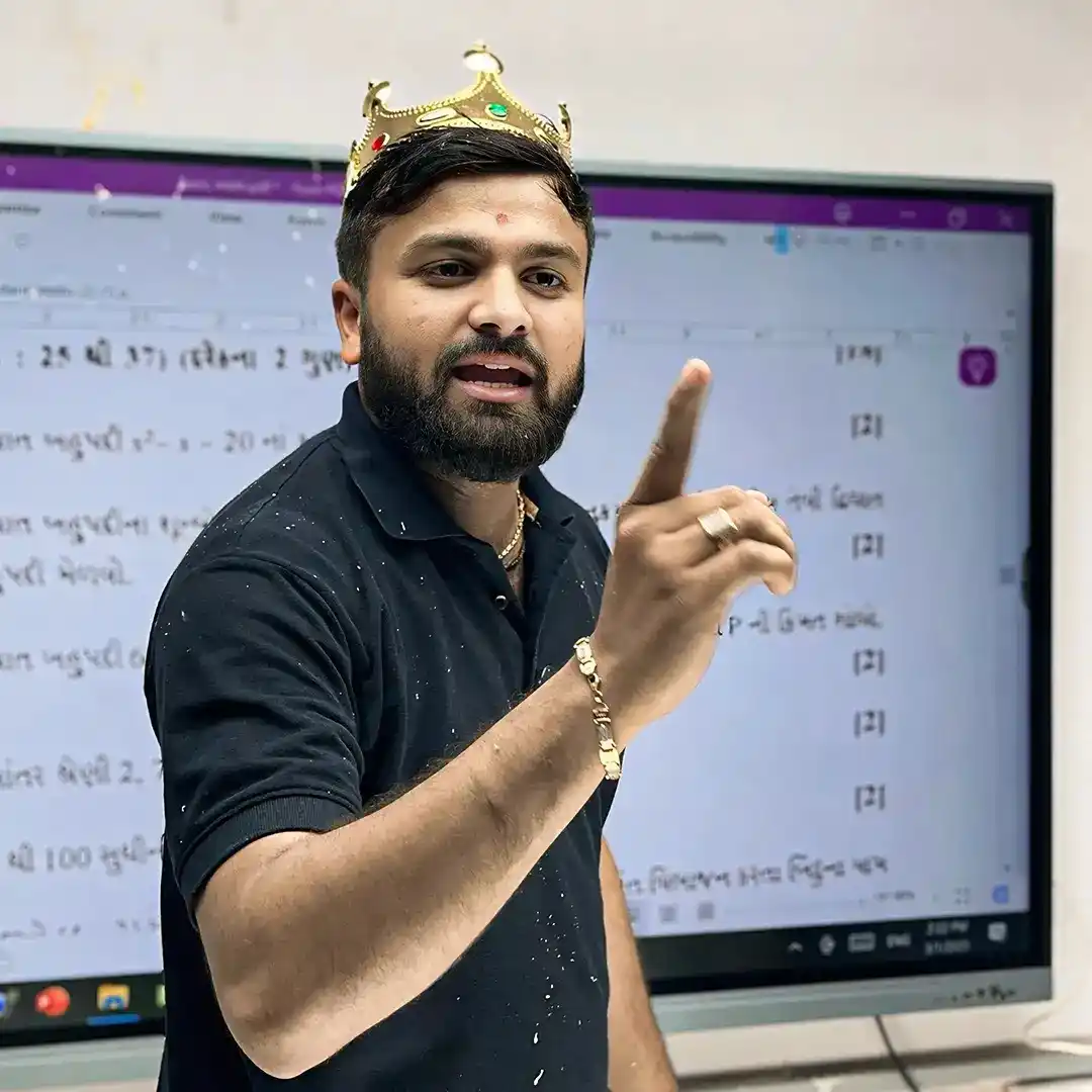 Image from Youth Vidyakul: ડંકાની ચોટ ઉપર હો... હા મોજ હા.... RULE VIDYAKUL KA 🔥...