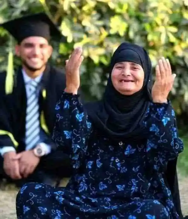 عيادة د.عبدالحكيم المنتصر لطب وجراحة الفم والاسنان post