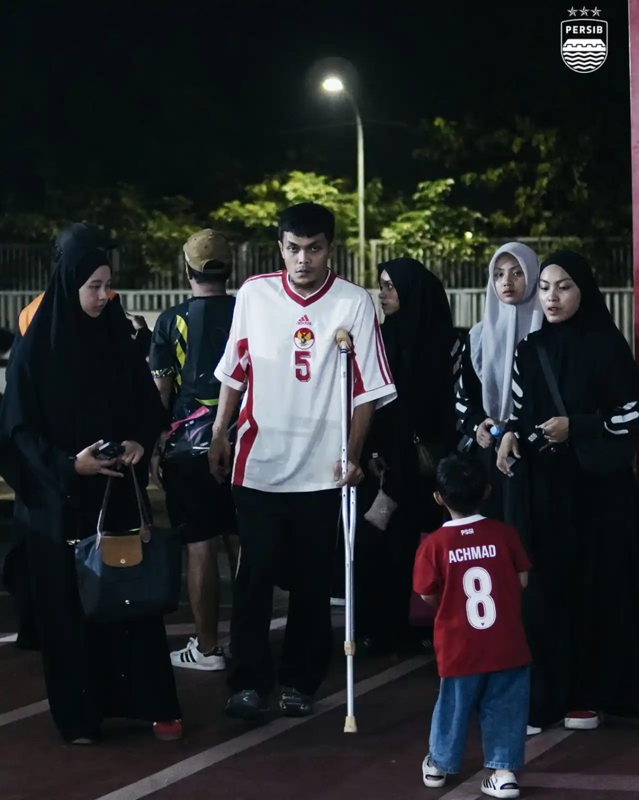 Image from INFO PERSIB BANDUNG: Rachmat Irianto tiba dan akan menyaksikan laga malam ini dari tribun p...