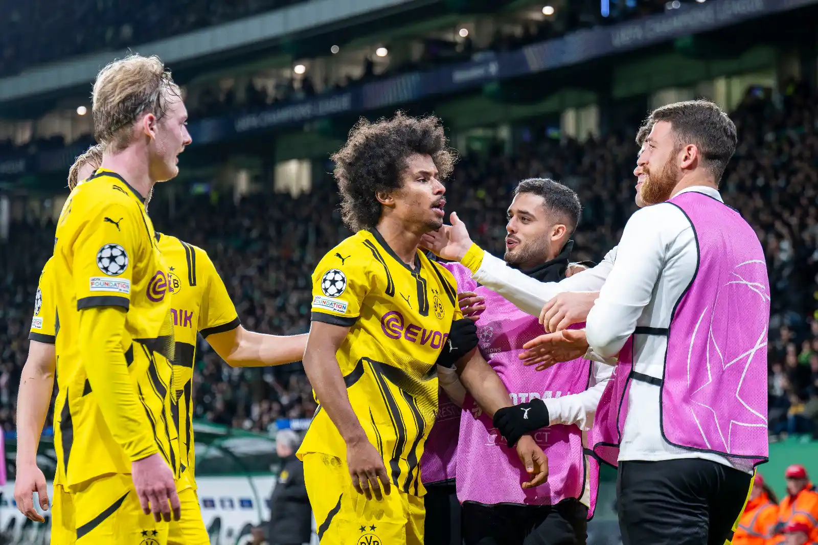 Borussia Dortmund - BVB post