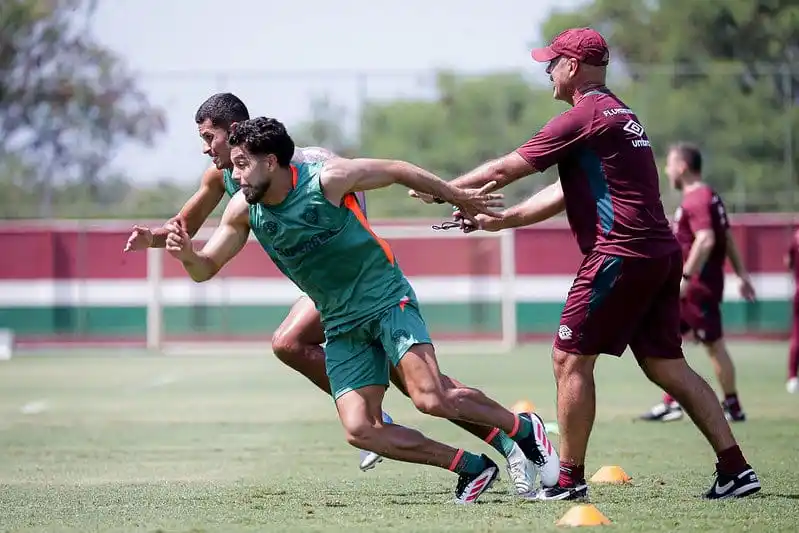 Central FLUMINENSE post