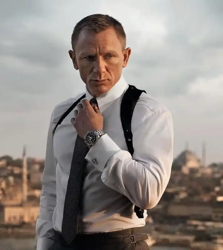 Image from Código Nerd: Christopher Nolan estava interessado em dirigir um filme de James Bond...