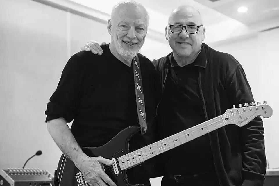 Image from Confraria Floydstock: David Gilmour e Mark Knopfler... Porque música é assunto para a vida ...