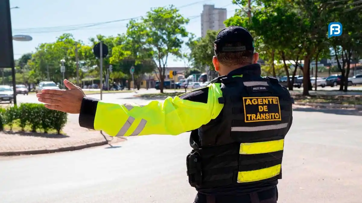 Image from Fala Barreiras, Portal de Notícias: *MUDANÇAS NO TRÂNSITO MELHORAM MOBILIDADE EM LUÍS EDUARDO* _A Prefeitu...