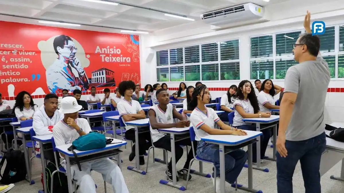 Image from Fala Barreiras, Portal de Notícias: *BAHIA AMPLIA EDUCAÇÃO INTEGRAL COM NOVOS INVESTIMENTOS* _A Bahia fort...