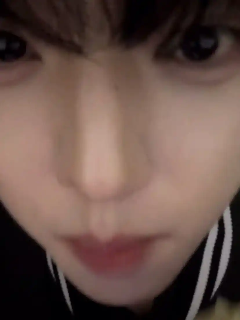 Image from 한유진: HYJ 📞🐰 [  21.02.25  ]   *[ 한유진 is on live !! "🌽" ]*...