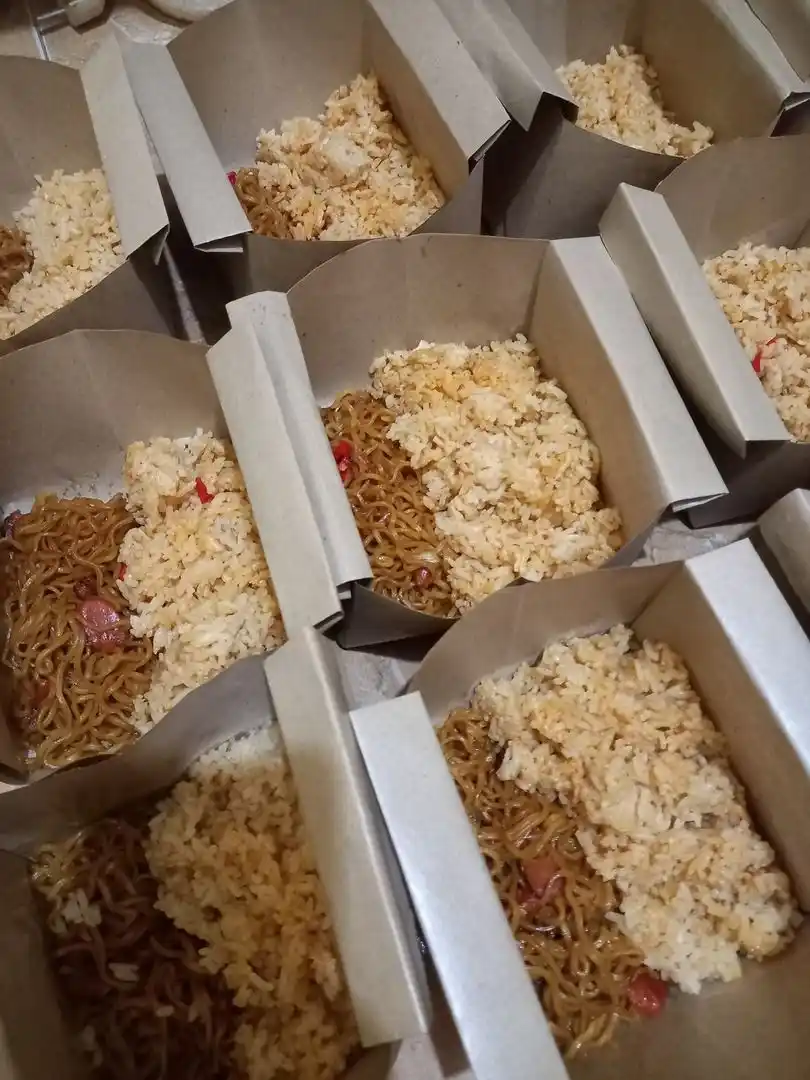 Image from Info Tembalang: Jumat berkah silahkan ambil di kos sender kl mau. Kos Yayuk, Jalan Ni...