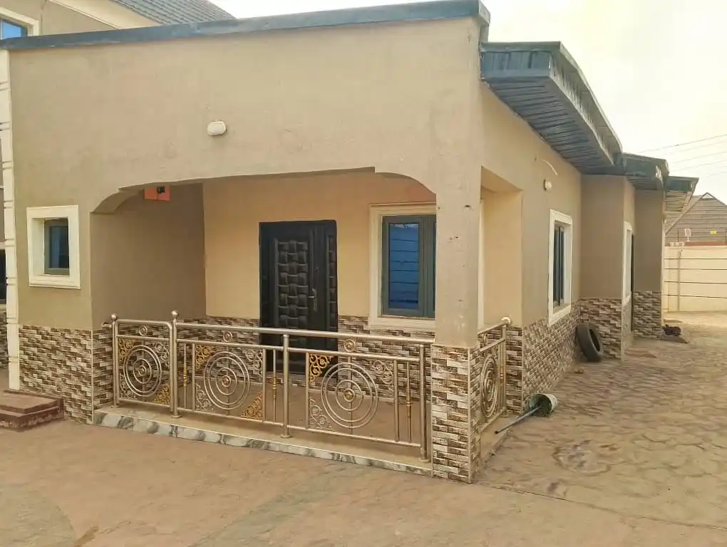 NEGRO GLOBAL HOMES  IBADAN.... ALL APARTMENTS 24/7 SURE PLUG IN IBADAN post
