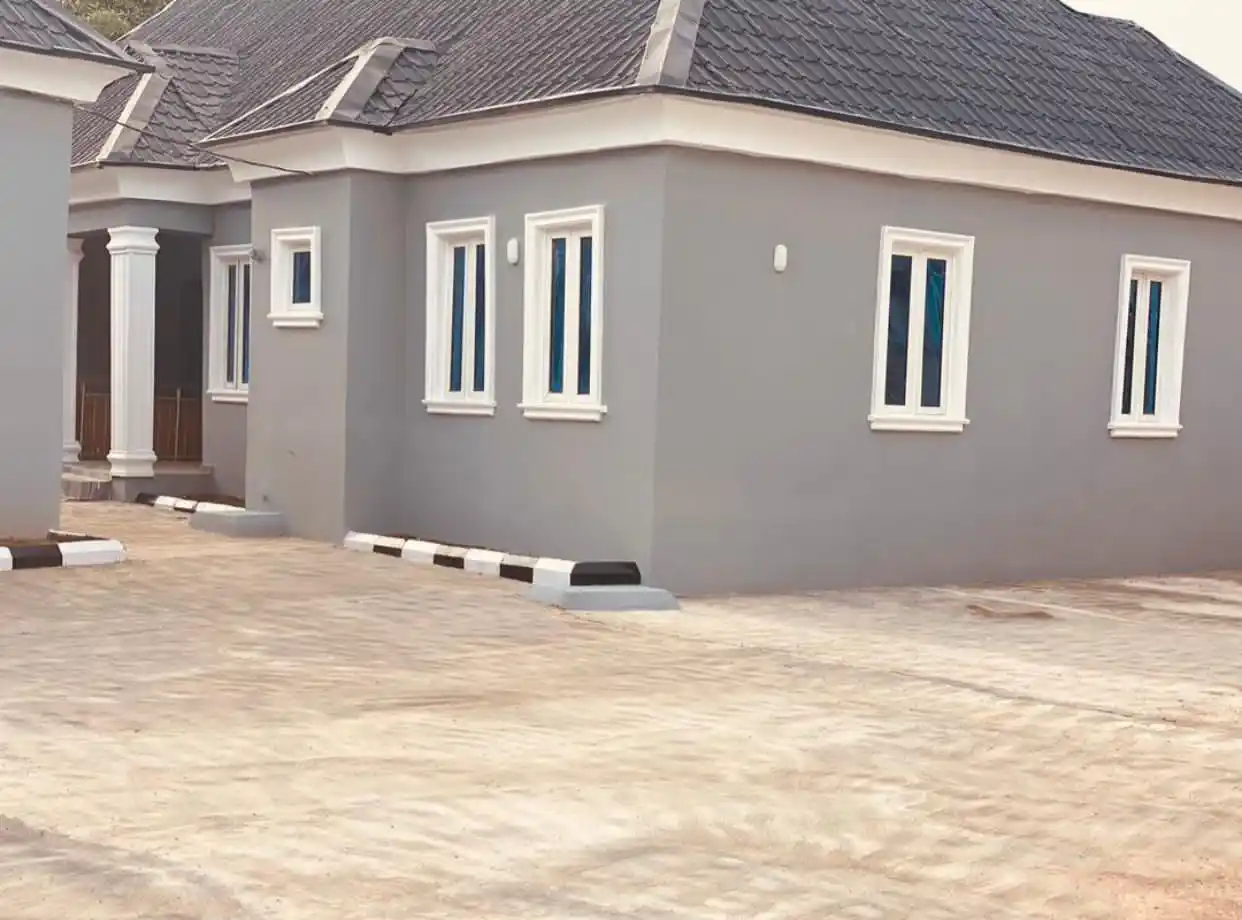 NEGRO GLOBAL HOMES  IBADAN.... ALL APARTMENTS 24/7 SURE PLUG IN IBADAN post