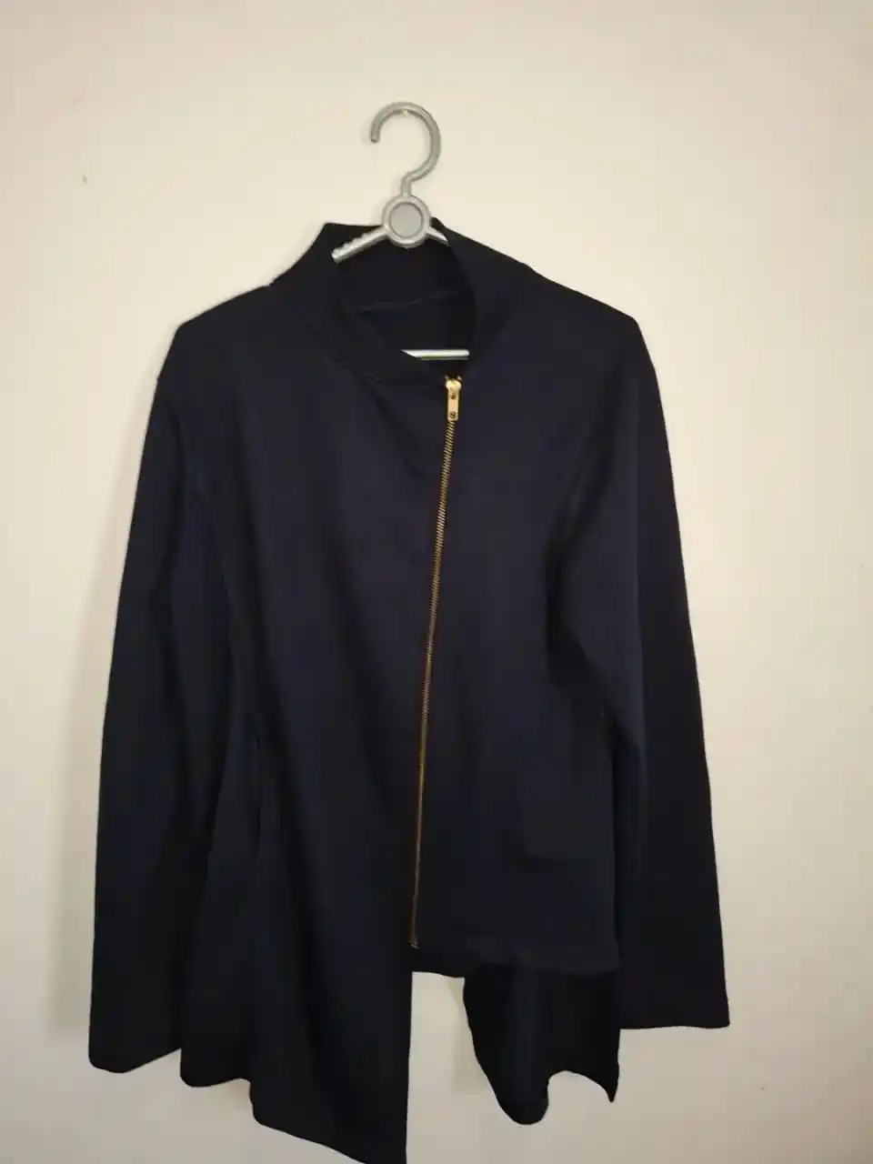 preloved salsis post