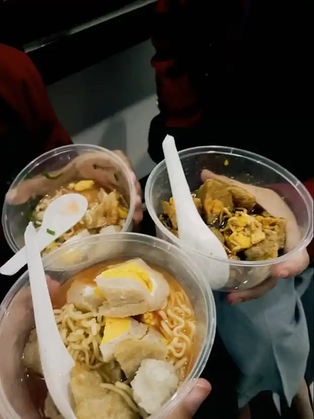 Rapunzel Geraldine🌻👽😴🍓🍉🎮🌌🔍☕🍹💖🙏🏻🧟✨ post