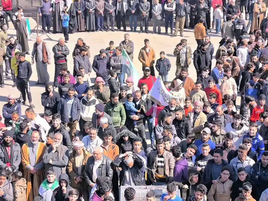 Image from Roz Press: رفـ.ـضا للتـ.ـدخلات الخـ.ـارجية بالشـ.ـأن السوري..وقـ.ـفة احتـ.ـجاجية ...