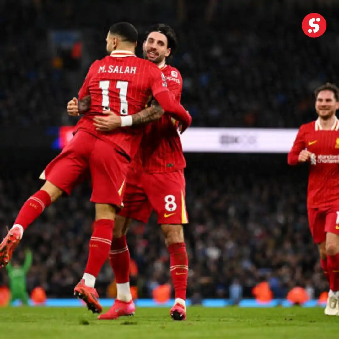 Image from SportyBet : ⏸️ HALF-TIME AT THE ETIHAD! ⏸️ 🔥 Liverpool leads 2-0! ⚽️ Szoboszlai...