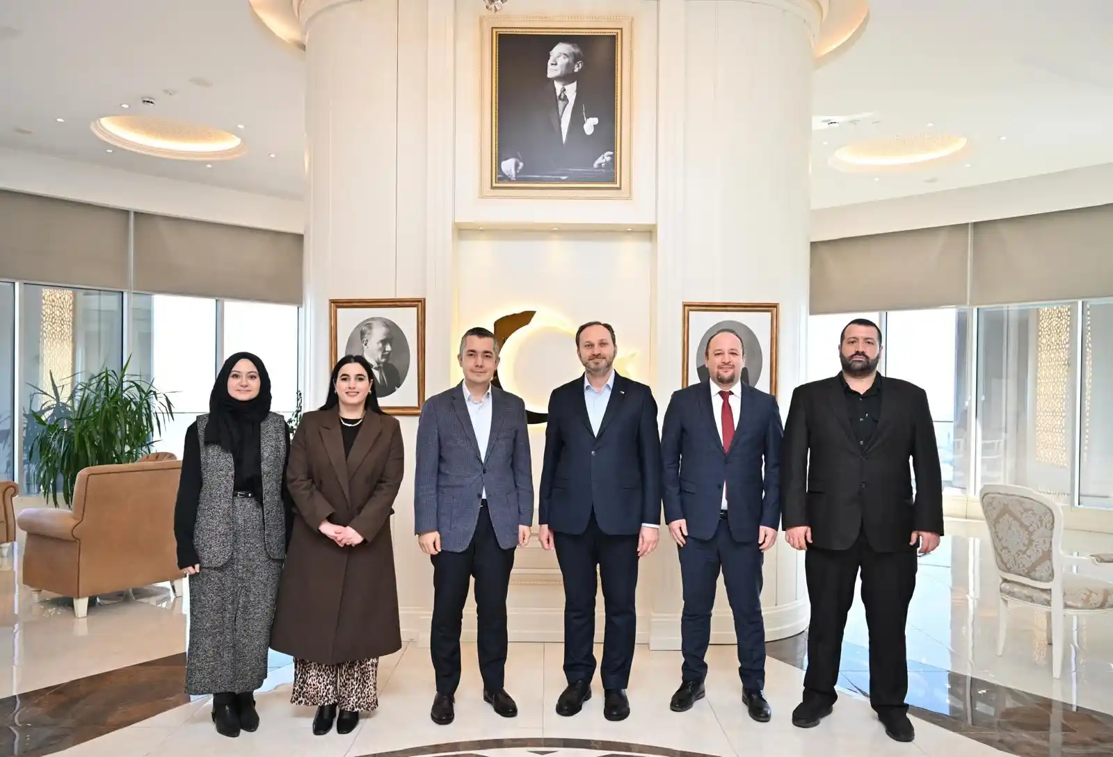 Image from Türkiye Yeşilay Cemiyeti: Genel Başkanımız Doç. Dr. Mehmet Dinç, Esenyurt Belediye Başkanı Sayın...