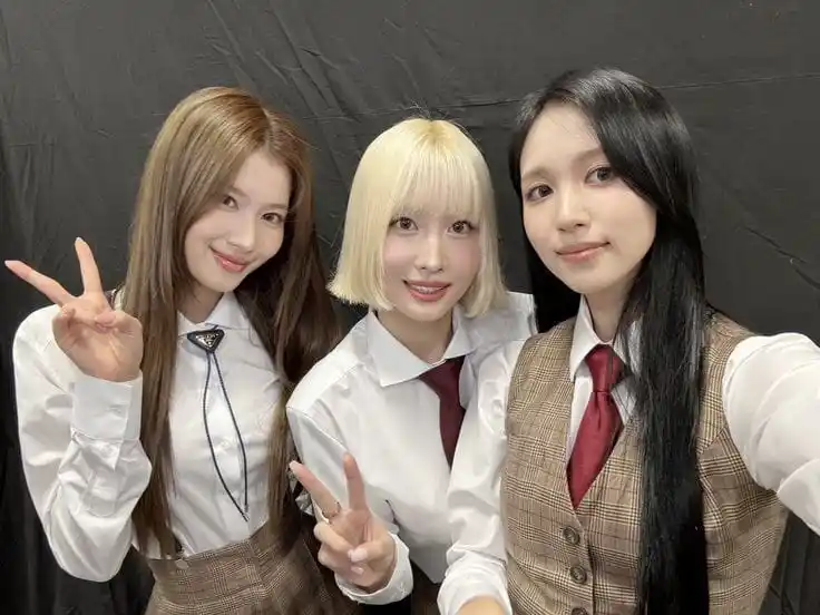 TWICE's Best ONCE post