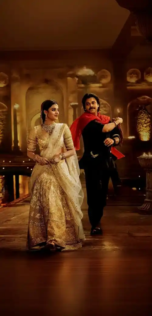 Image from VeeraMallu 💥: The promo of second single drops tomorrow. PawanKalyan and Nidhhi Aga...