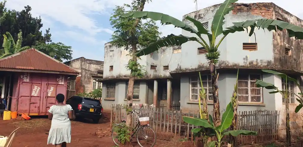 89.8 Bridge FM  post