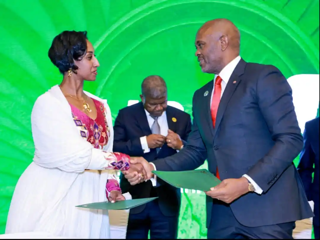 Image from BOULEVARD DES INFOS: *Afrique : Le Groupe UBA défend la paix avec un don historique de 500 ...
