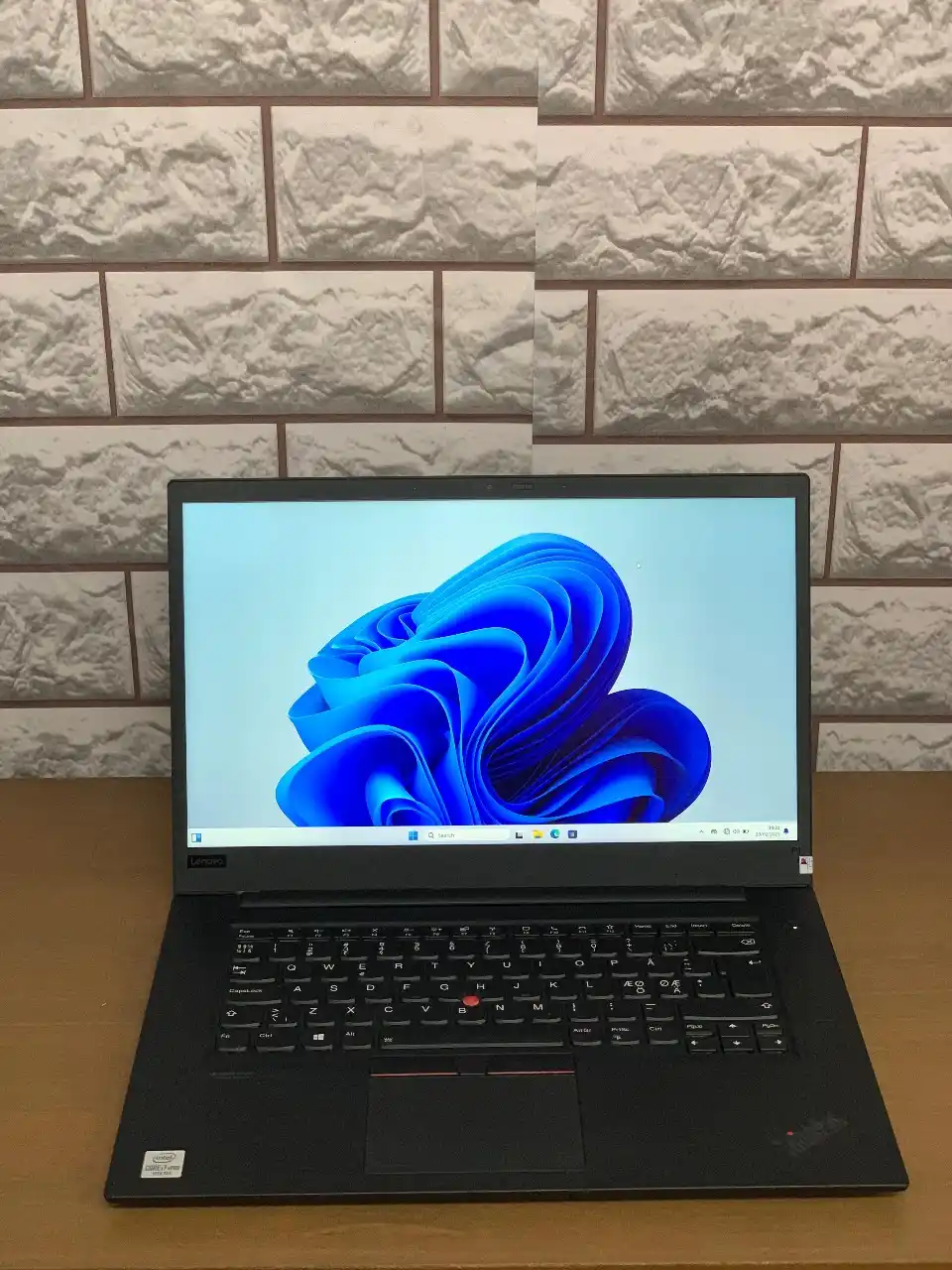 DComp post