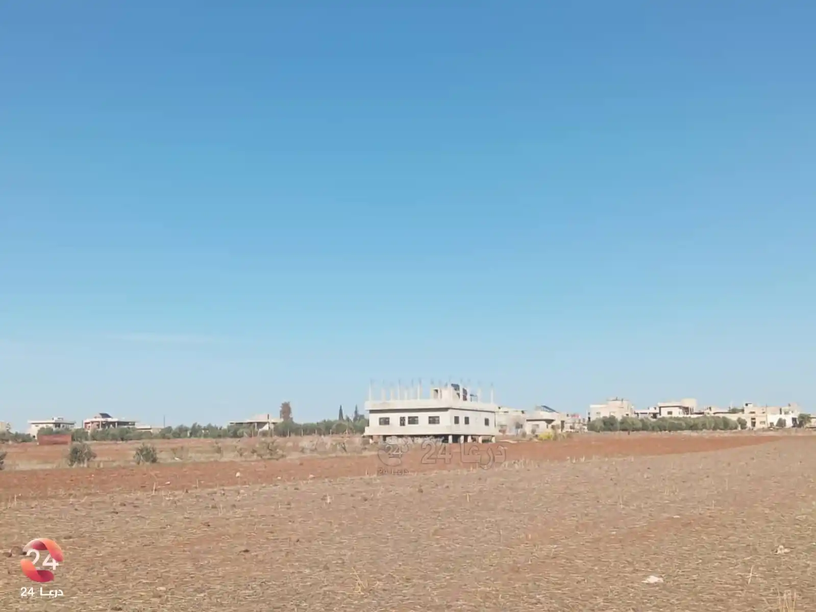 Image from درعا24 - Daraa24: الكْتَيبة شمالي بلدة خربة غزالة في ريف درعا الشرقي.  أسعد الله أوقاتكم...
