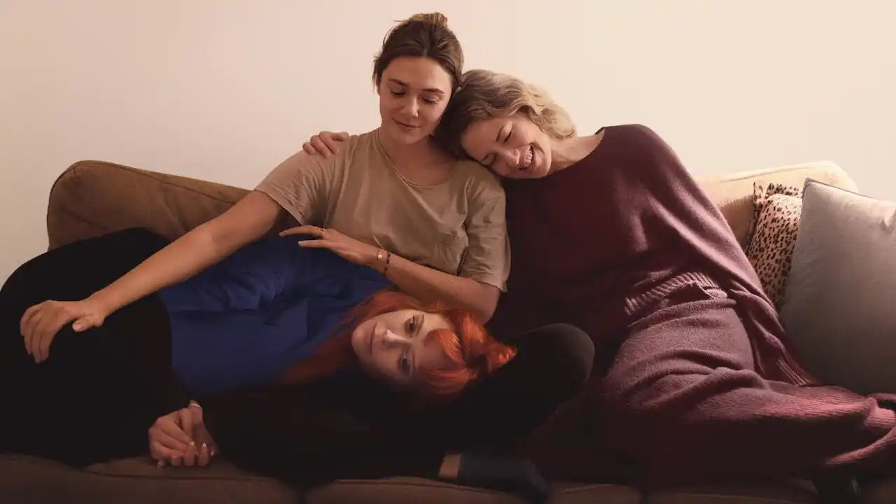Image from Elizabeth Olsen Brasil: "HIS THREE DAUGHTERS", filme de Azazel Jacobs e estrelado por Elizabet...