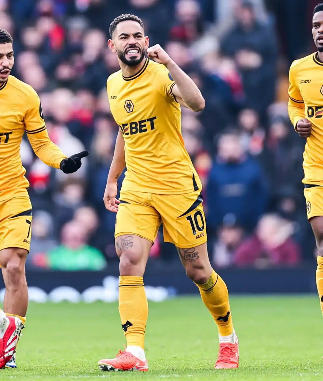 Image from FPL Regium💜®: *🐺Cunha's Bonus Points whenever he had an attacking return* GW25: 3...