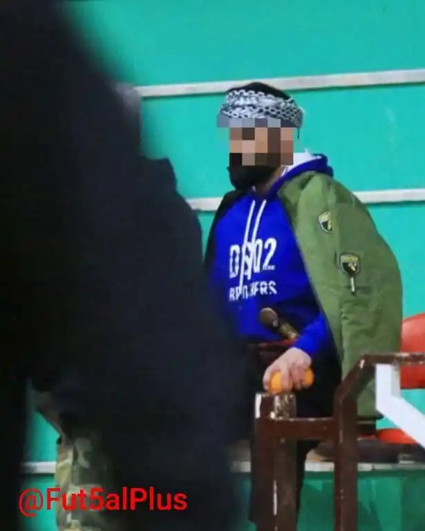 Image from Fut5al.ir: باشگاه شهروند ساری با انتشار تصویری از حضور شخصی با قمه و ظاهری عجیب د...