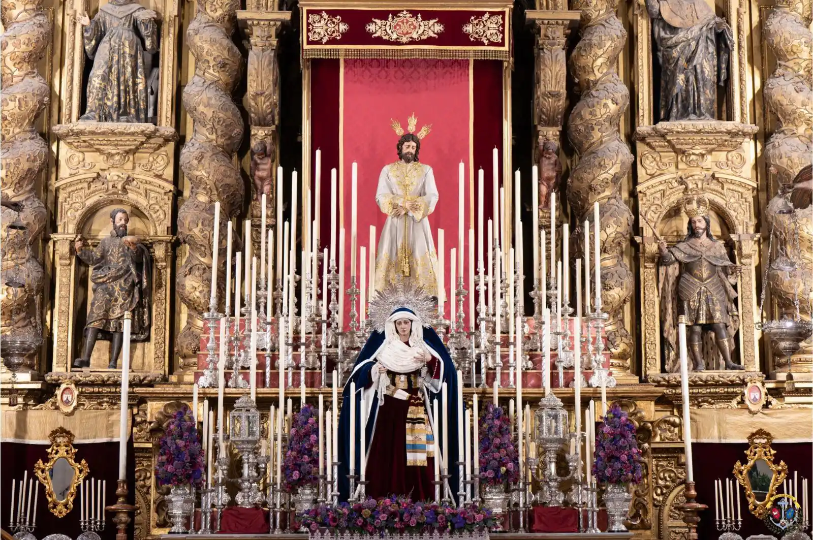 Image from Hermandad del Carmen: CULTOS || Nuestro Padre Jesús de la Paz ya preside el altar del Solemn...