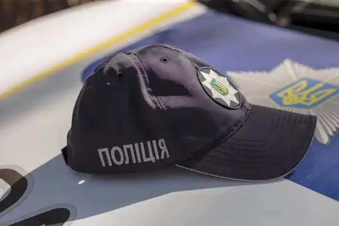 Image from Kamianets PLUS 🇺🇦: *У Кам’янці-Подільському безробітний у формі поліції «жартував» на зап...