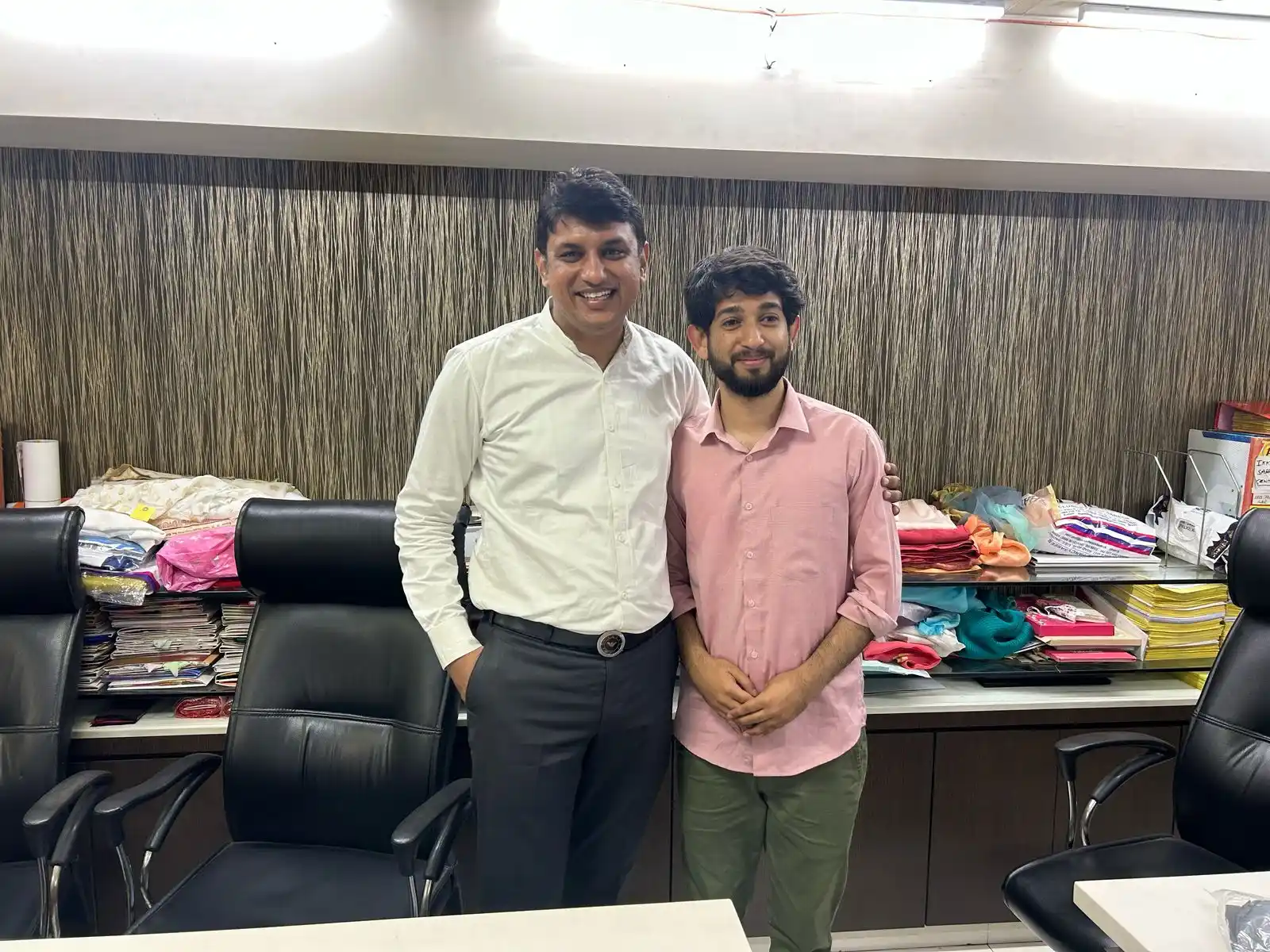 Image from Kesaria Textile Company: ✨ ग्राहकों की ख़ुशी, हमारा गर्व! 😊🎁 Kesaria Textile Company पर भरोसा...