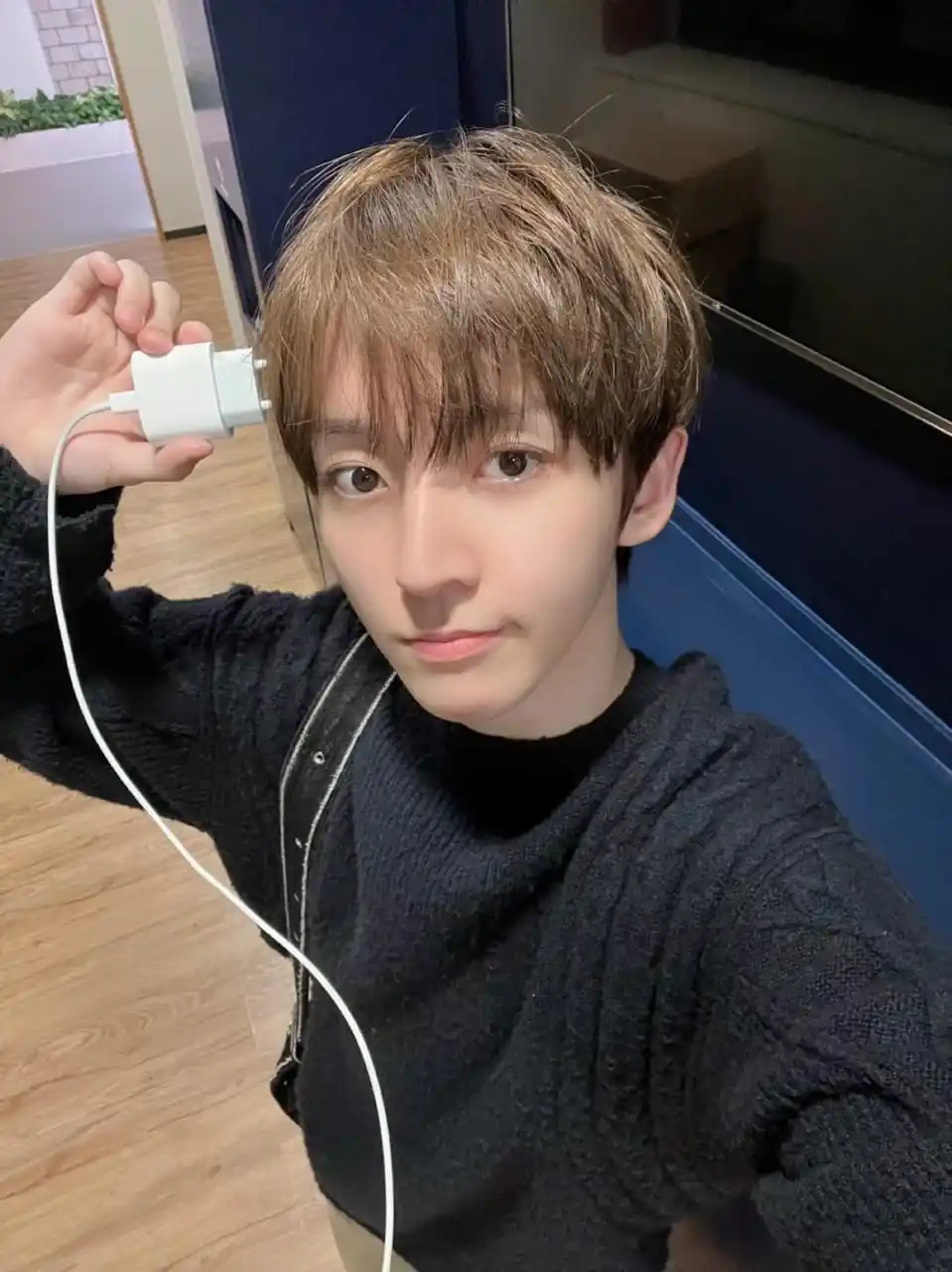 Image from Kickflip 🛹: 📌 *ACTUALIZACIÓN DE DONGHYEON EN FANS* > 🦥:Carguen energía conmigo,...