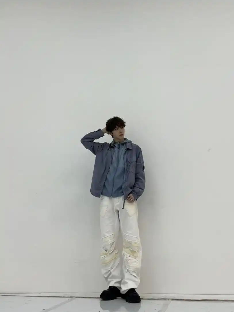 Image from Kickflip 🛹: 📌 *ACTUALIZACIÓN DE DONGHYEON EN FANS* > 🦥: Estoy realmente feliz ú...