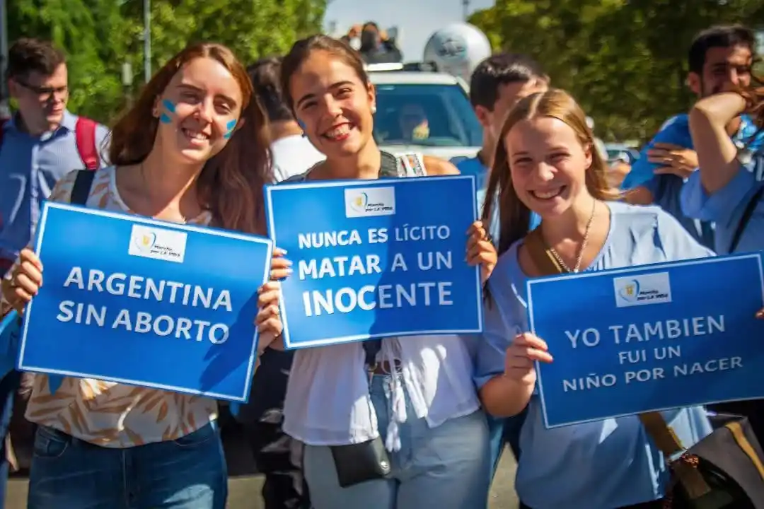 Image from Marcha Por La Vida Argentina: La vida es el primer derecho. _Todos fuimos un niño por nacer._ *<a c...