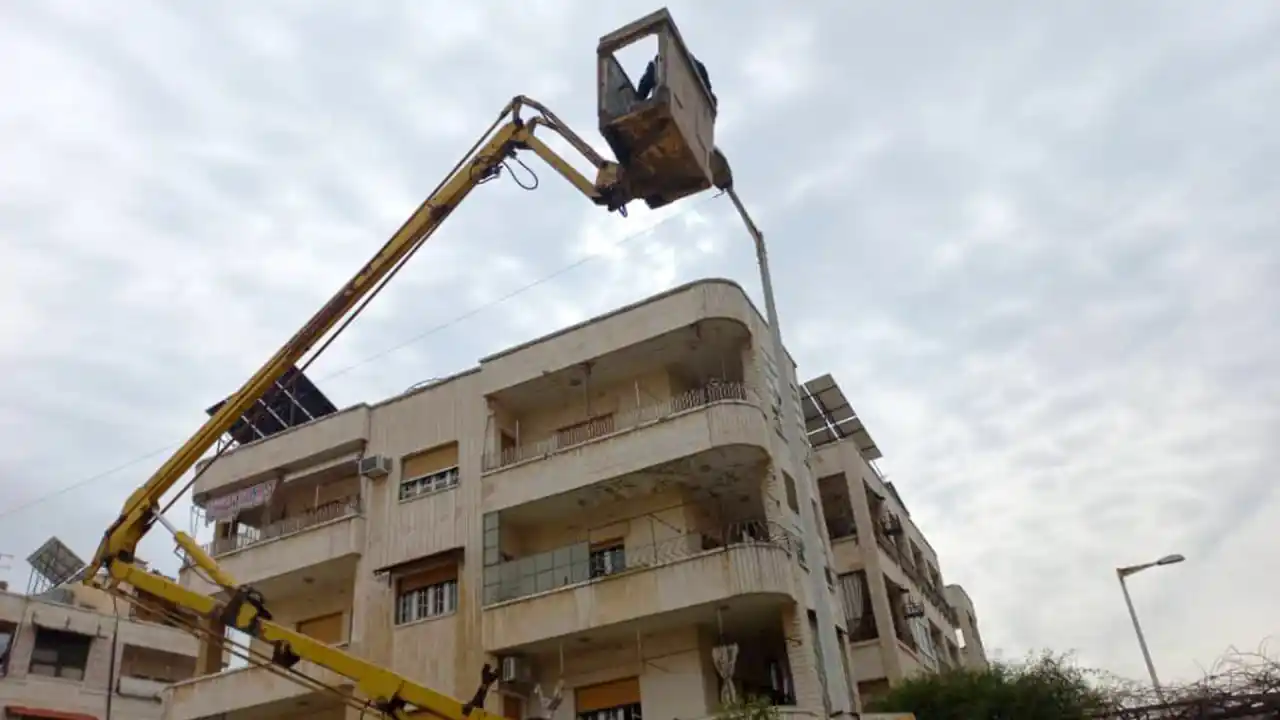 Image from محافظة حماة: ضمن مبادرة "حماة تنبض من جديد"، زوّد مجلس مدينة حماة، بالتعاون مع المج...