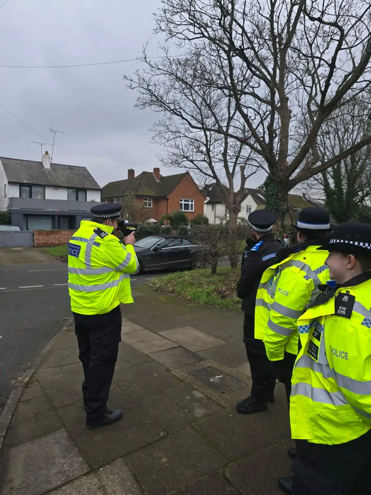 MPS - Ham & Petersham Safer Neighbourhoods team post
