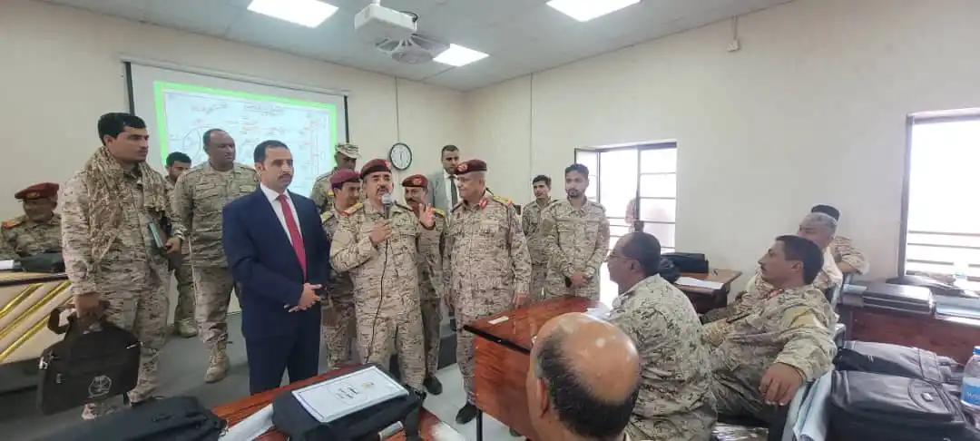 Image from مرآة الحقائق: رئيس هيئة العمليات يزور اللجنة العسكرية العليا ومقر الأكاديمية العسكري...