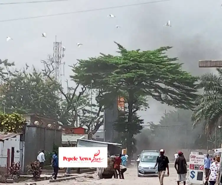 Image from Pepele news : *🔴 ALERTE-INFO | Des crépitements de balles signalés à l’instant au q...