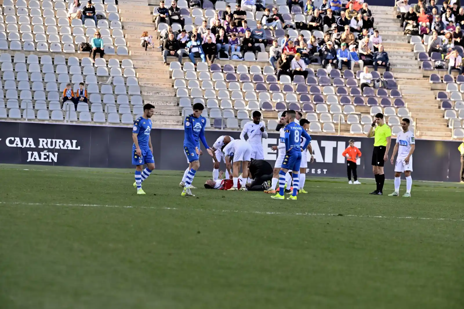 Image from Real Jaén C.F: 🩺 | 𝗣𝗔𝗥𝗧𝗘 𝗠É𝗗𝗜𝗖𝗢 ℹ️ El Real Jaén informa que el delantero...