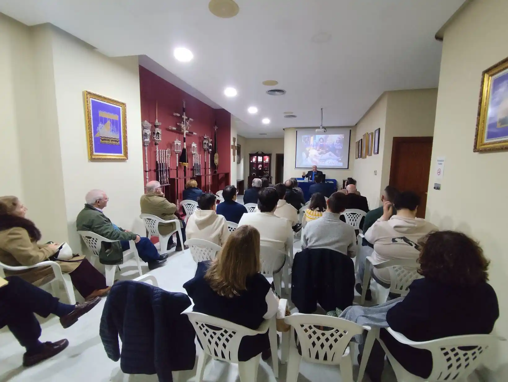 Seráfica Hermandad de la Sagrada Mortaja post