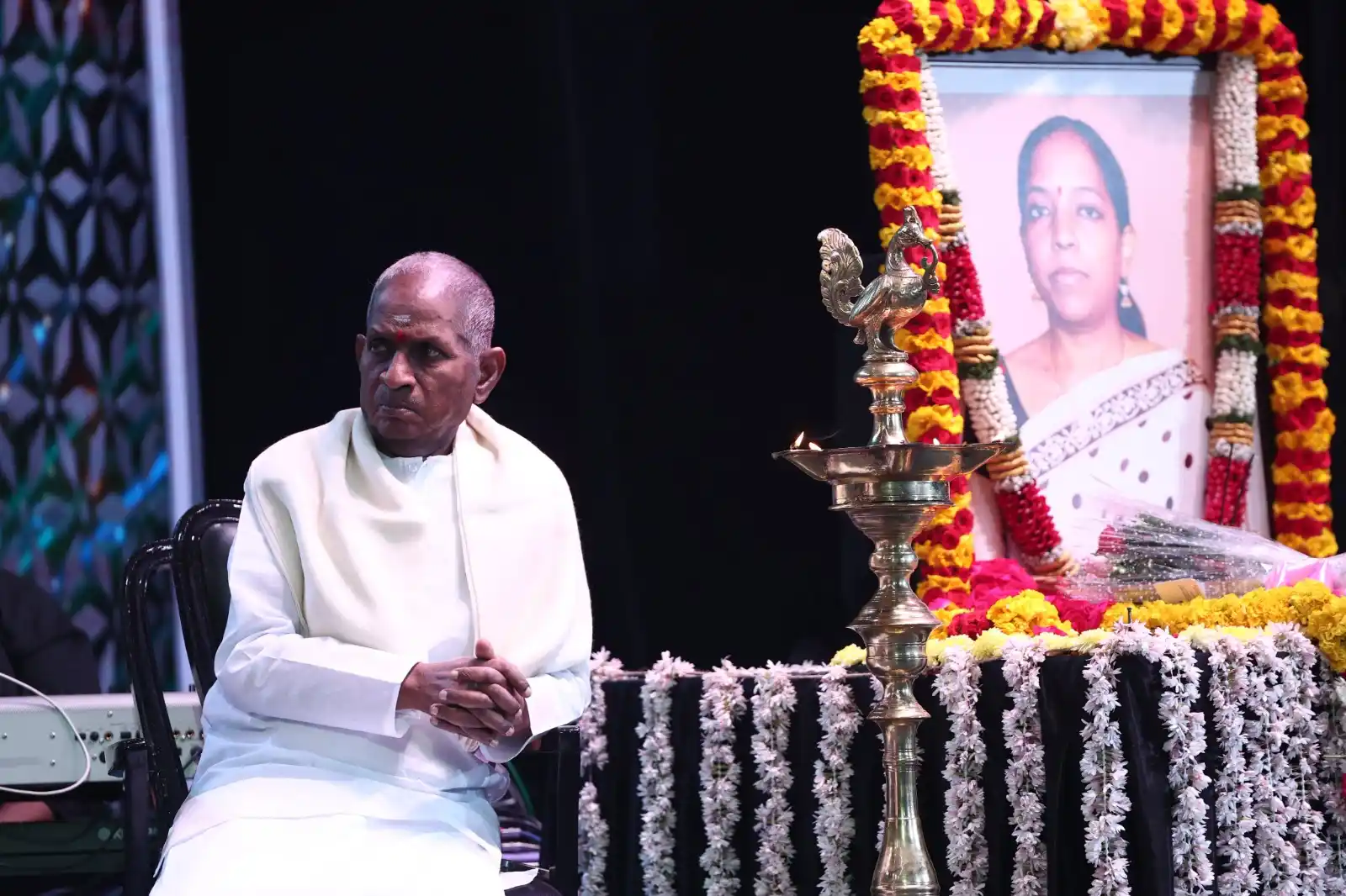 SOUTH MOVIEZ (www.southmoviez.com) post