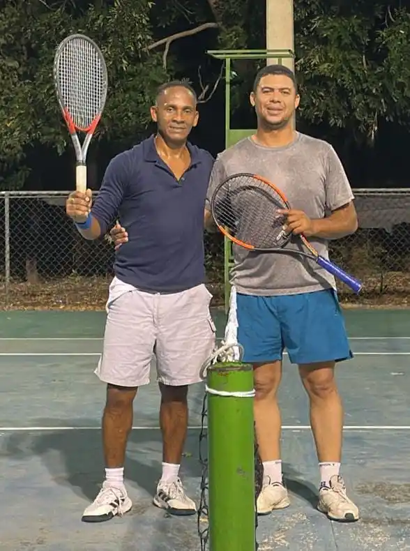 Tennis Mao Valverde post