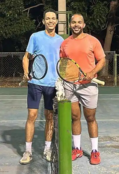 Tennis Mao Valverde post