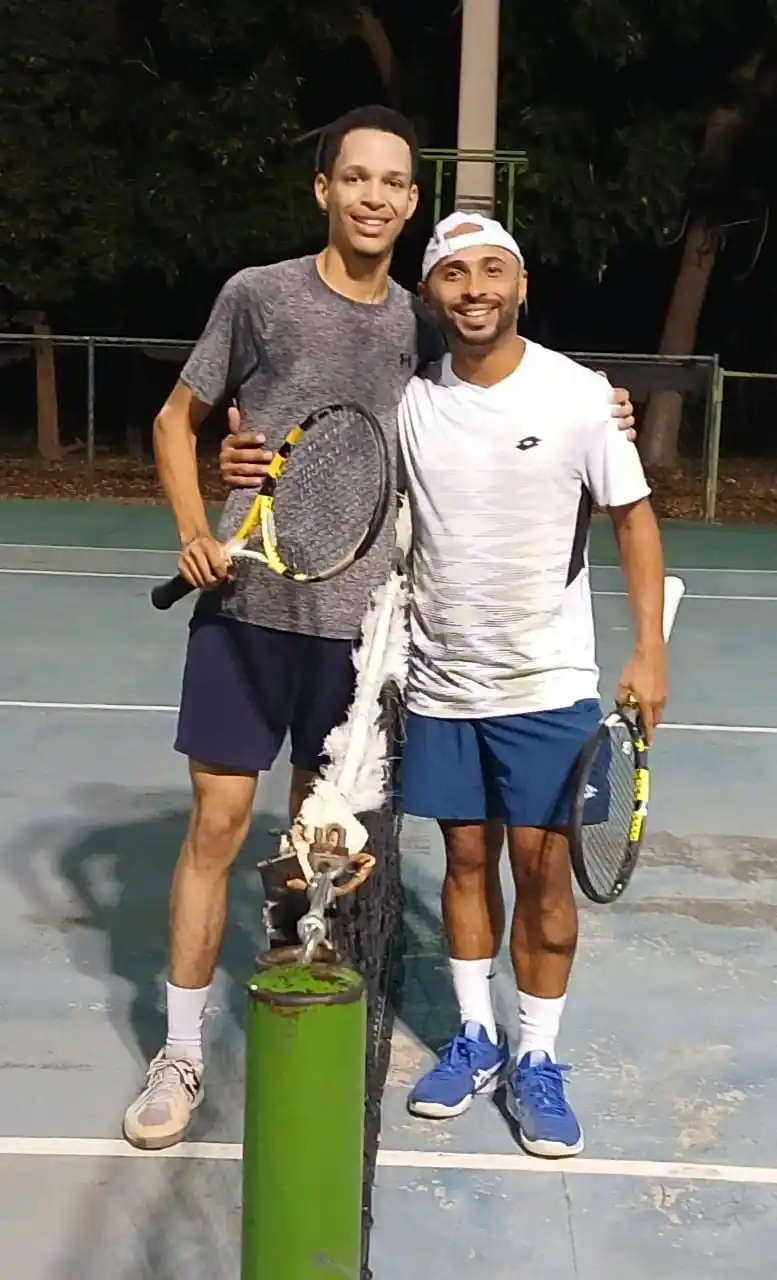 Tennis Mao Valverde post