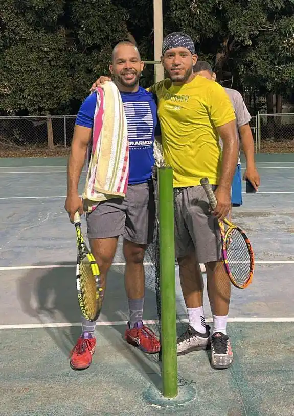 Tennis Mao Valverde post